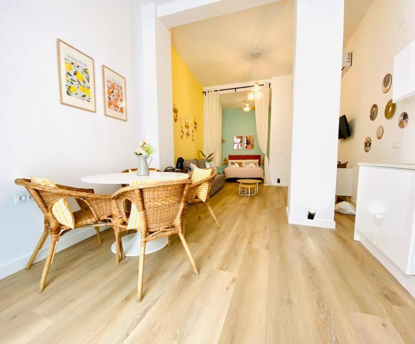 Beautiful And Charming Loft In Russafa Soho Apartamento Valência Exterior foto