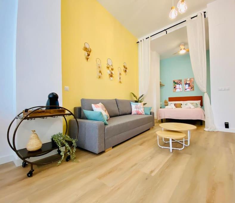 Beautiful And Charming Loft In Russafa Soho Apartamento Valência Exterior foto