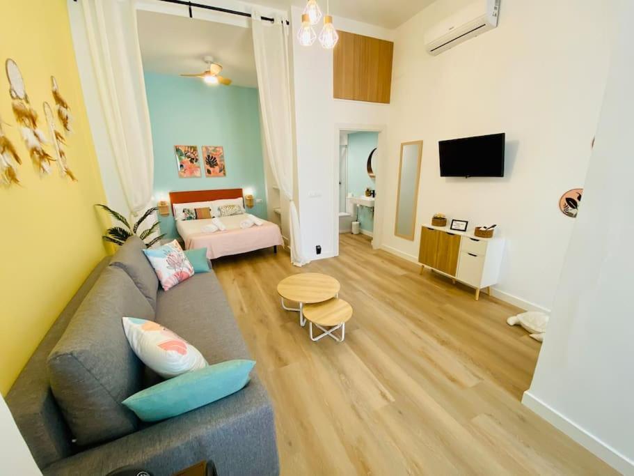 Beautiful And Charming Loft In Russafa Soho Apartamento Valência Exterior foto