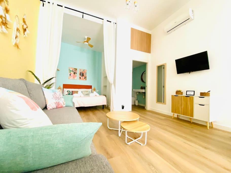 Beautiful And Charming Loft In Russafa Soho Apartamento Valência Exterior foto